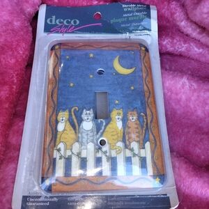NOBULL Deco Style Cat Moonlight Switch Plate